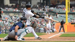 Javier Báez hits 2-run HR in 8th, Tigers hold M's to 1 hit and cap 3-game sweep with 2-1 victory