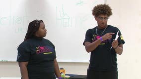 Detroit Youth Summit helps create connections, teach power of voting