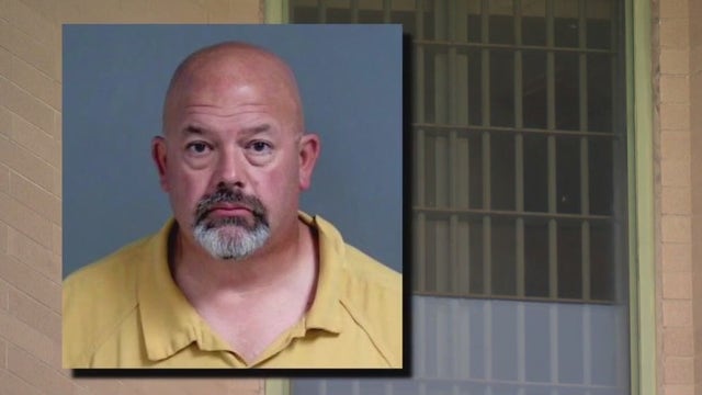 Sheriff: Former Michigan cop offered to pay for sex with 15-year-old