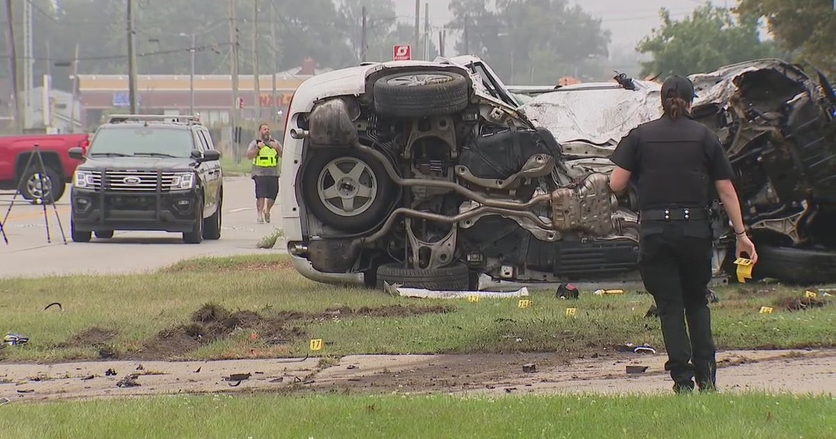 Best friends killed in crash with Warren PD, officers still critical ...