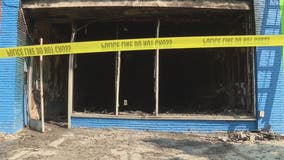 Popular Oak Park clothing store gutted by early morning fire