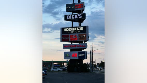 Bomb threat causes evacuation at Macomb Mall