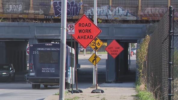 Teens wanted for throwing rocks down at cars, people from Detroit railroad tracks