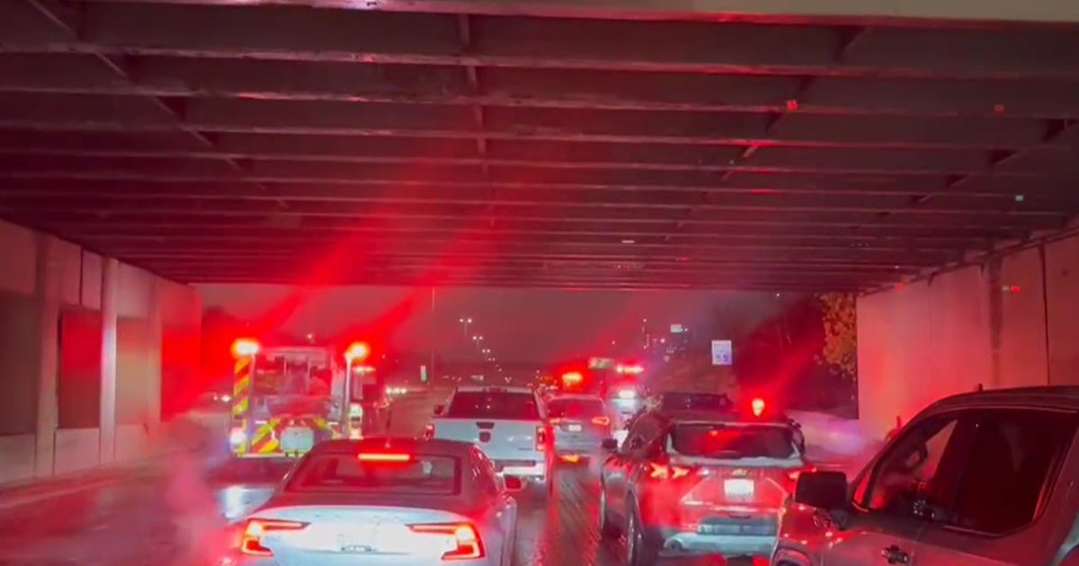 'First Snow': State Police report 150 crashes across metro Detroit in ...