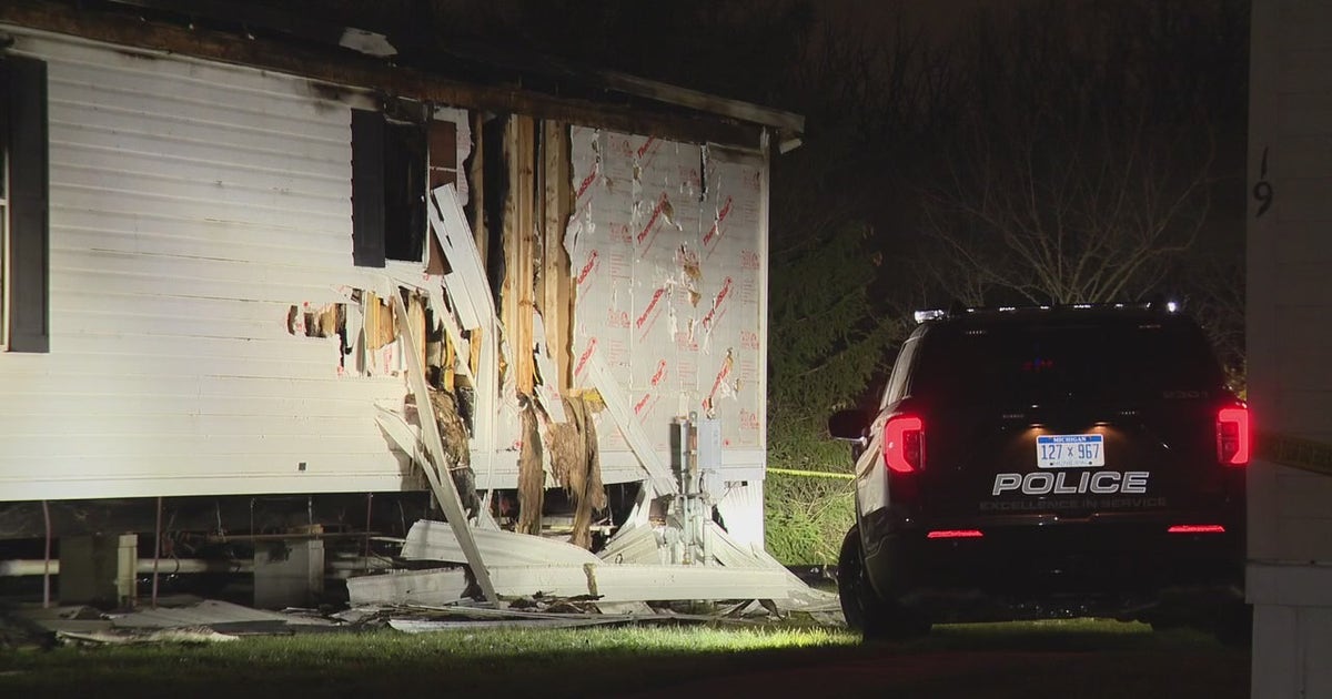 Mobile home fire kills two kids in Canton Township Sunday night | FOX 2 ...