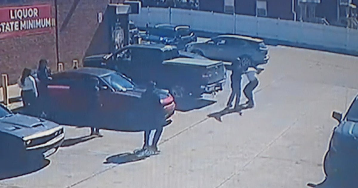 Suspect appears in court for deadly stabbing outside Detroit liquor ...