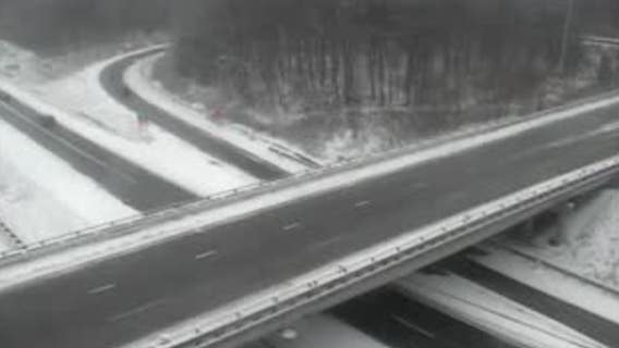 LIVE TRAFFIC MAP: Icy, snowy roads lead to slowdowns around Metro Detroit