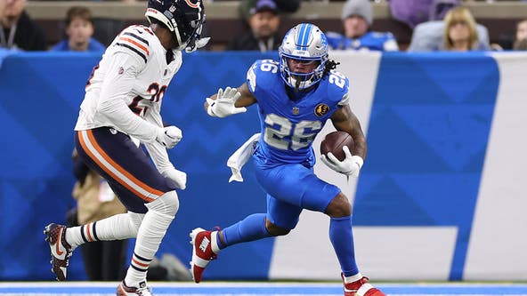 Lions extend win streak to 10 games, hold off Bears for 23-20 victory