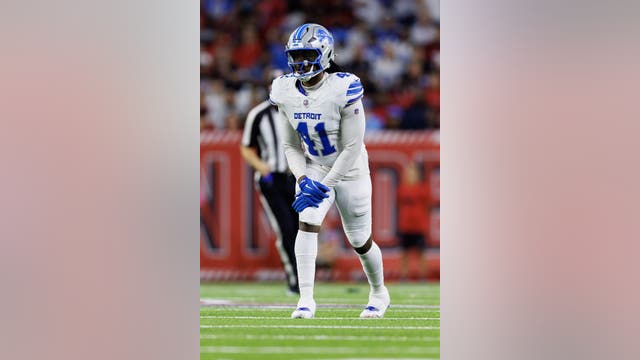 Lions cut defensive end James Houston, who had 1 sack in 10 games since he had 8 sacks as a rookie