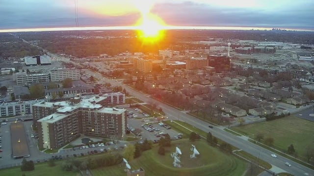 Metro Detroit weather: Air Quality Alert continues as temps climb to 90s