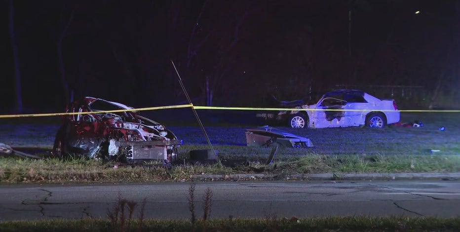 Fiery Detroit crash leaves 2 women dead
