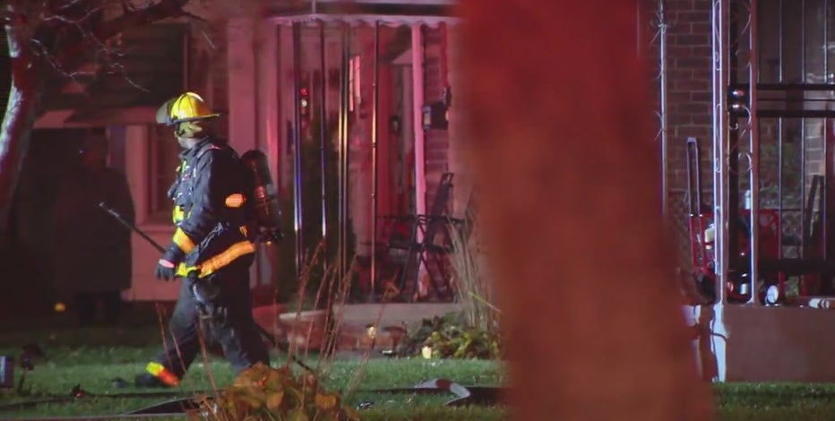 12 displaced after candle causes Detroit house fire