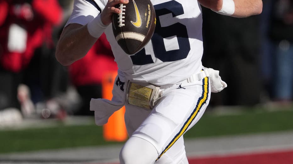 Michigan Upsets No. 2 Ohio State 13-10 For Wolverines’ 4th Straight Win ...