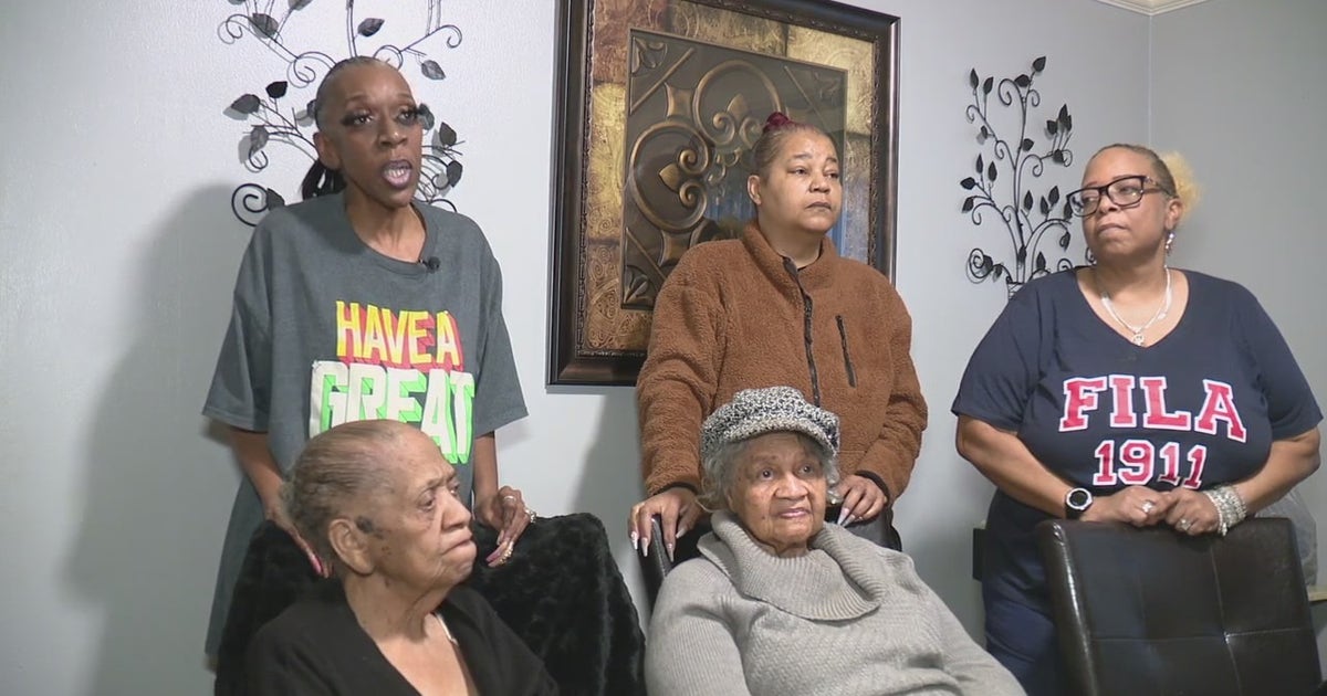 Detroit woman with dementia displaced from her home after house fire ...