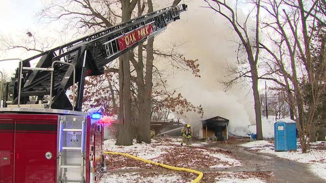 Fire rips through Oak Park home