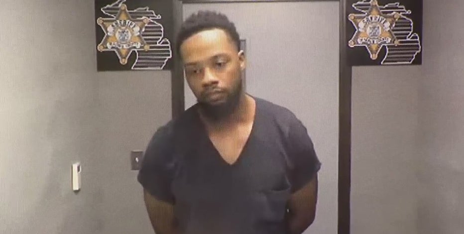 Ashley Elkins update: Ex-boyfriend De'Andre Booker charged with murder