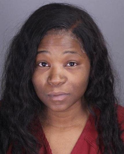 Pontiac mother accused of abandoning her kids pleads no contest to welfare fraud