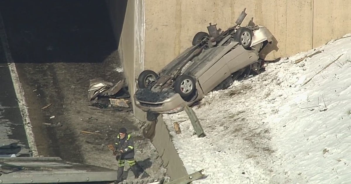 19-year-old killed after rollover crash in Detroit | FOX 2 Detroit