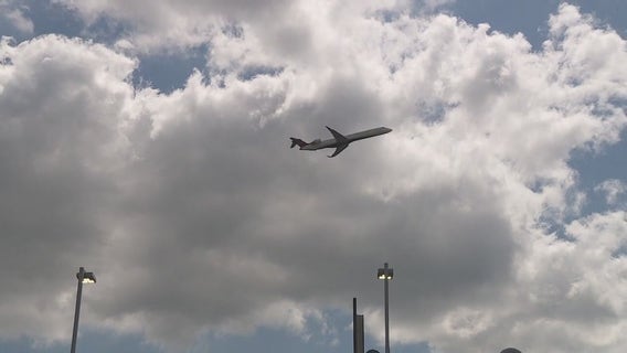 Passenger's fear of near miss at Detroit Metro was 'routine maneuver' FAA says