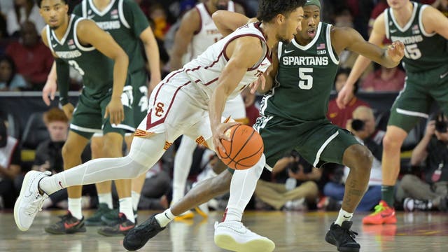 Claude, Yates III lead USC to 70-64 upset of No. 7 Michigan State and snap Spartans’ 13-game streak