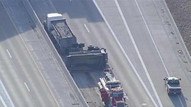 SB Lodge Freeway closed at Southfield Freeway for overturned gravel hauler