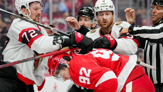 Senators jump out to early lead and hold on to beat Red Wings 4-3