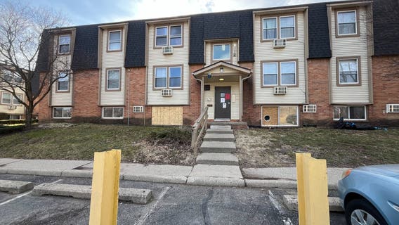 Ypsilanti apartment building condemned, moving frustrated tenants