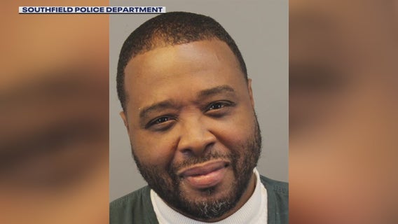 Man arrested in Southfield after allegedly ripping off Metro Detroit jewelers