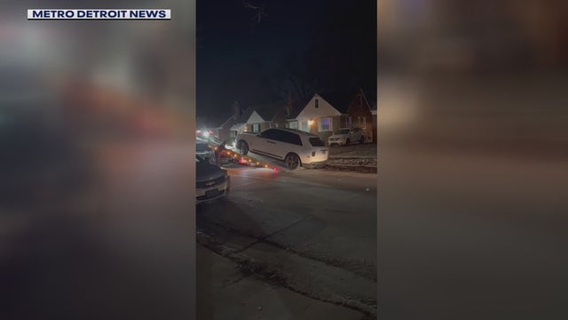 Pricey Rolls Royce rental used in several Metro Detroit bank robberies