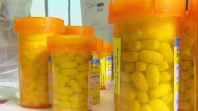 Michigan lawmakers working to cap rising prescription prices