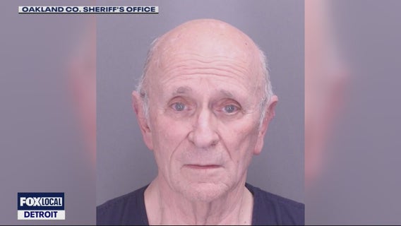 81-year-old accused of custom child pornography with more than 1,000 images
