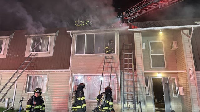 Multiple residents displaced after bathroom fan fire at Farmington Hills apartment