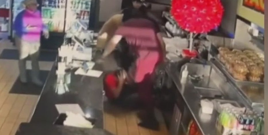 Video: DoorDash driver attacks restaurant owner over bathroom dispute