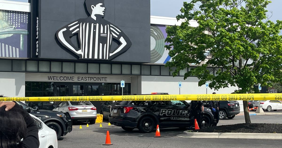 2 killed, 2 wounded in a shooting outside Foot Locker in Eastpointe ...
