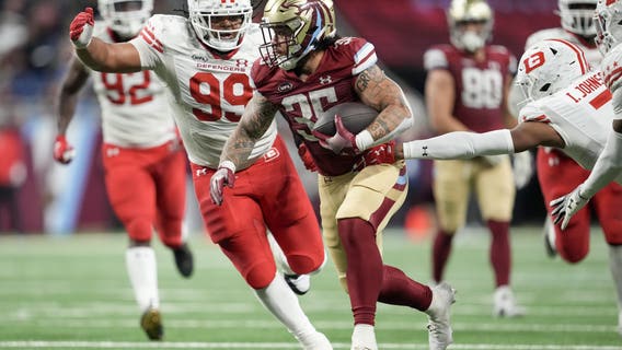 Panthers trounce Defenders 38-14; Perkins dominant again