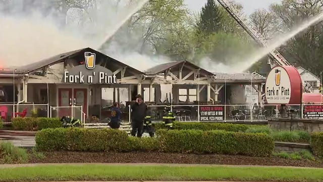 'A landmark gone': Fire destroys Waterford's Fork N' Pint restaurant