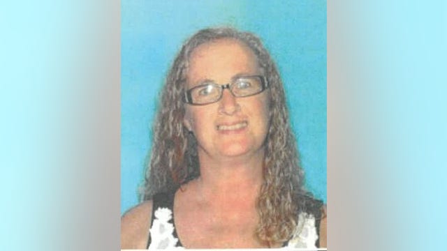 Macomb County para who hit 1st grader with shoe pleads guilty to assault