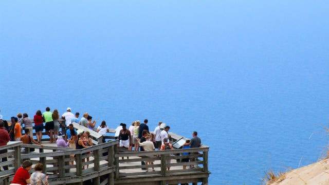 Sleeping Bear Dunes overlook removed, park service says