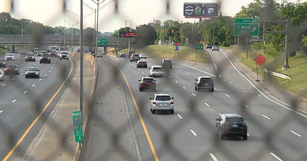 Pedestrian hit, killed by semi-truck on I-75 in Detroit | FOX 2 Detroit