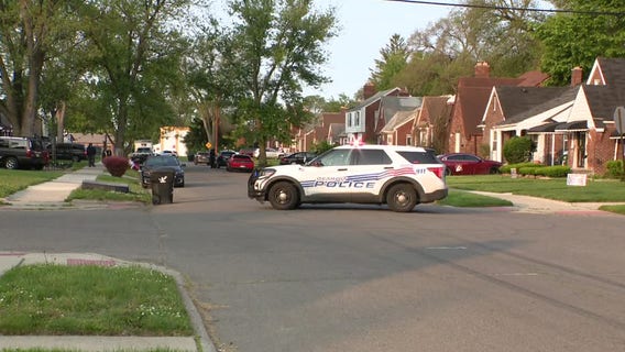 Detroit shooting leads to barricaded gunman situation on city's east side