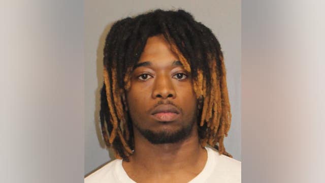 Police: Florida man caught with fraudulent credit cards, IDs after trying to cash bad check at Michigan bank