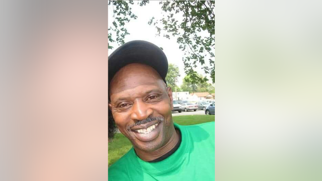 Family still pleads for answers 14 years after Marvin Monroe found dead outside abandoned building