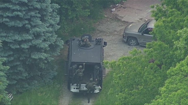 Washtenaw County man barricades self in home after kidnapping