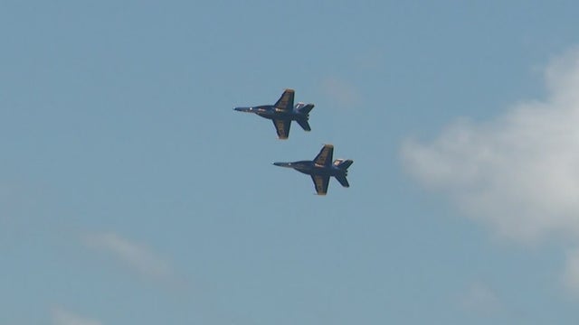 Metro Detroit influencers get chance to fly around with U.S. Navy Blue Angels