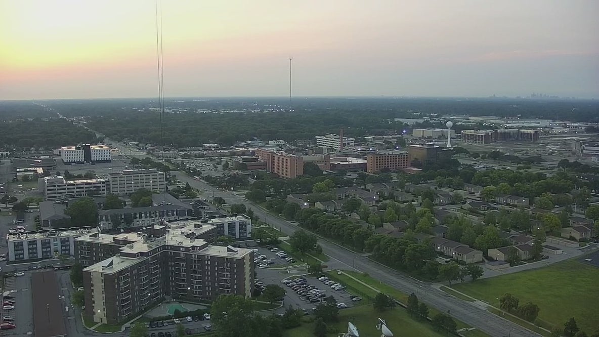 Metro Detroit weather: Cold and breezy start to the week