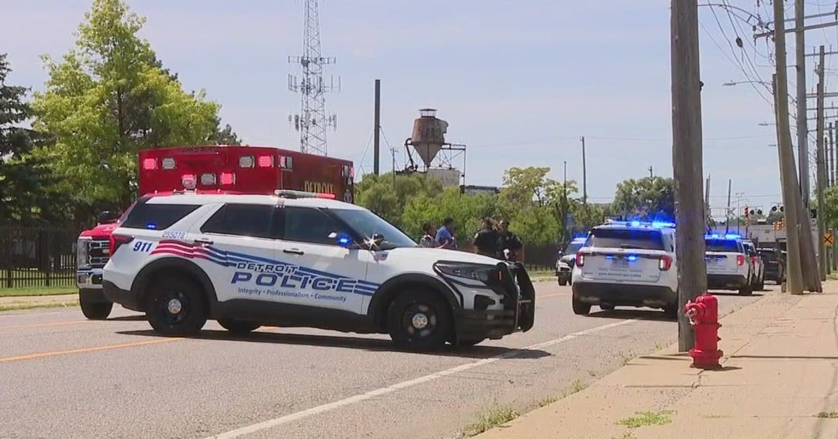 One hospitalized after shooting between feuding family in Detroit ...
