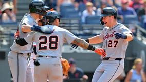 Sweeney's go ahead bomb keys Tigers sweep of Indians