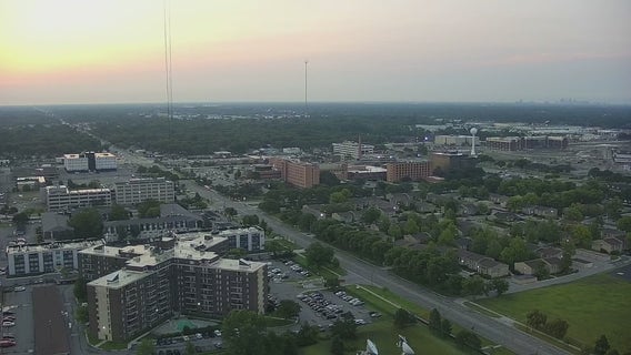 Metro Detroit weather: Cold and breezy start to the week