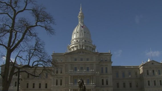 Efforts being made to prevent Michigan lawmakers to take political contributions