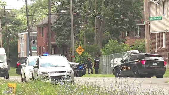 Police arrest barricaded man who allegedly chased kids with knives in Detroit